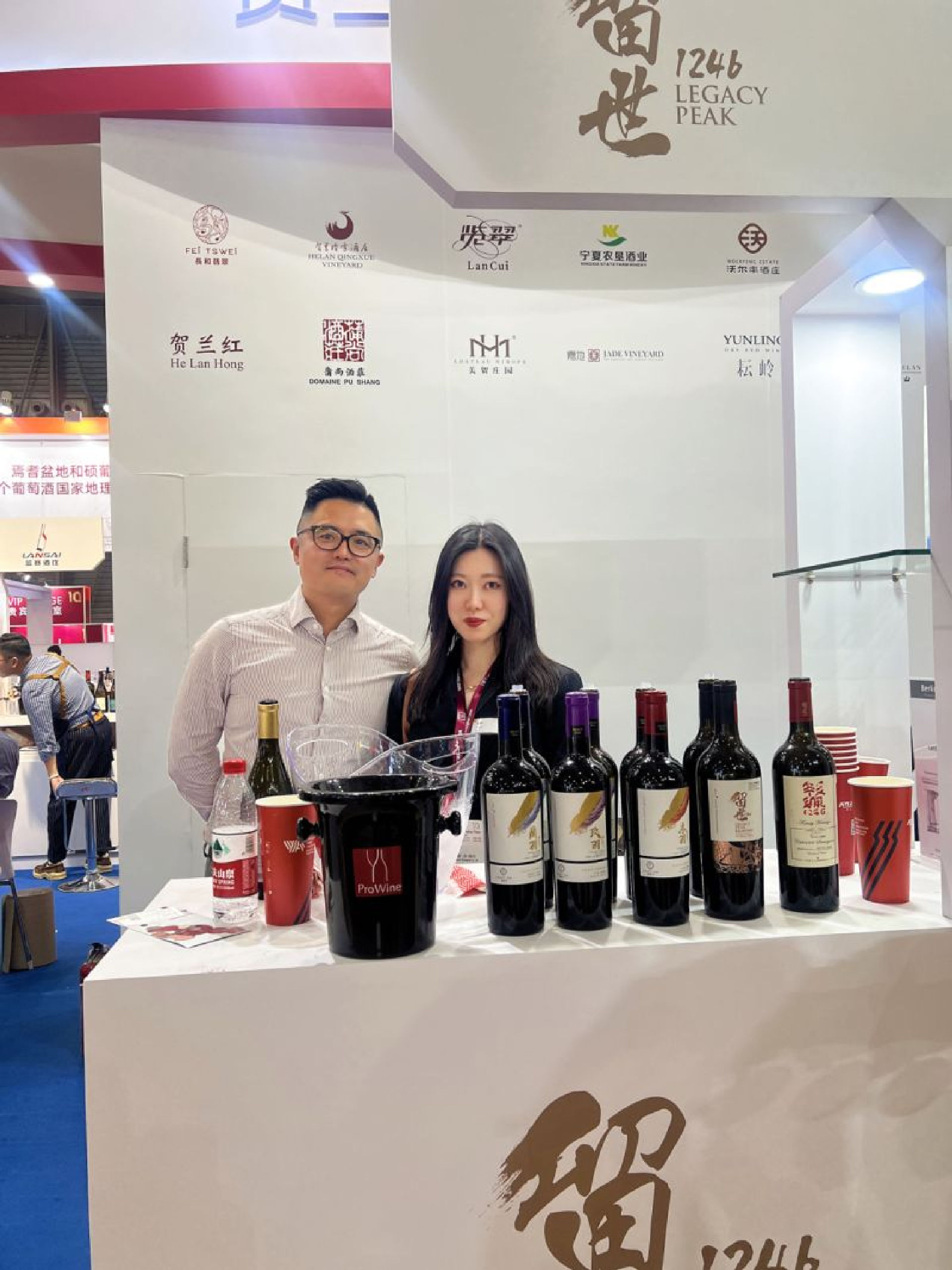 Attendees exploring the vibrant stalls at Prowine Tokyo 2024, showcasing global wine innovations and trends.