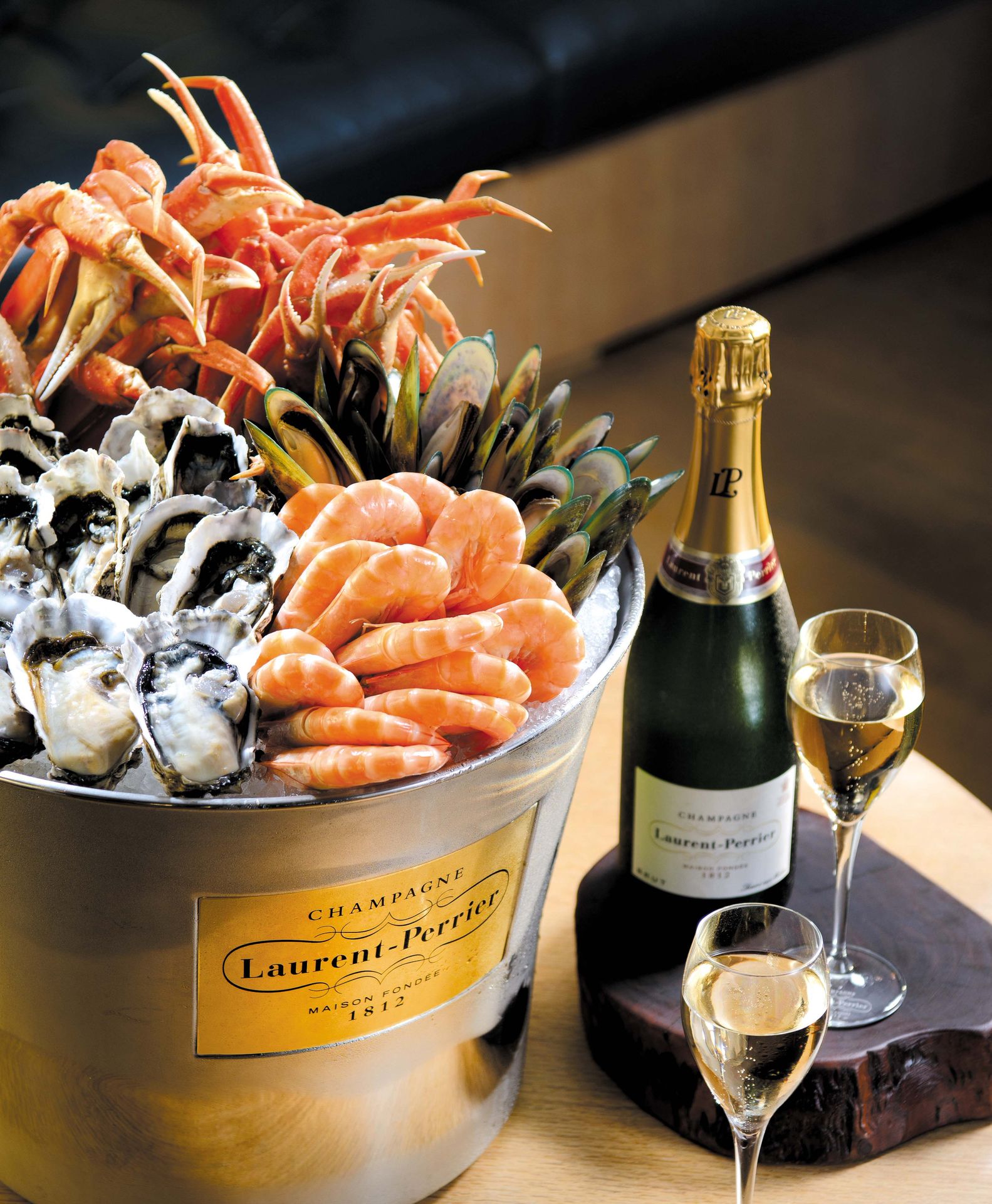 champagne and seafood - wines and fishes